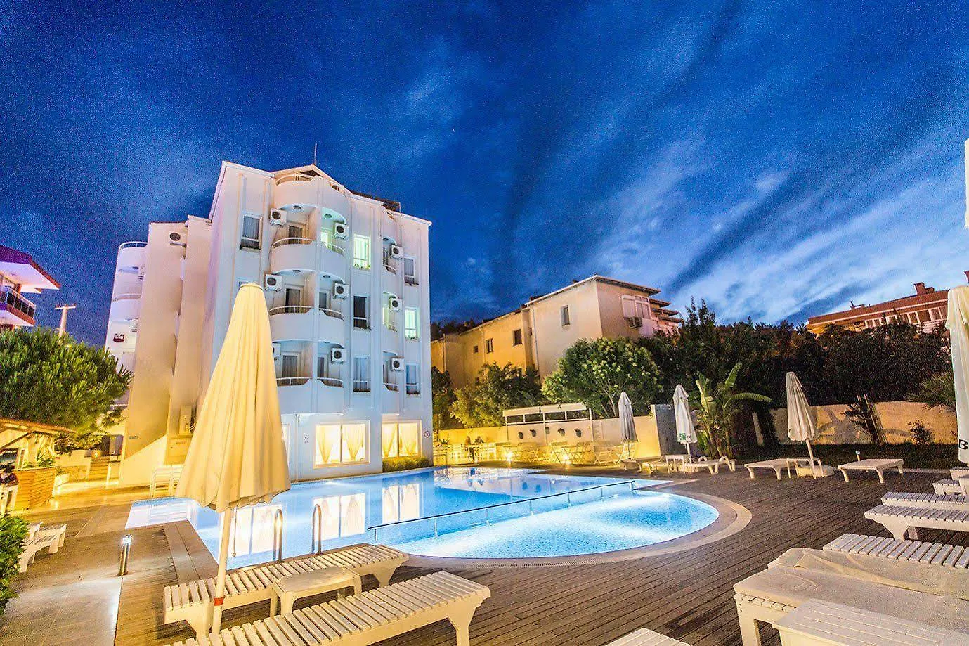 Otel Yeni Cesme